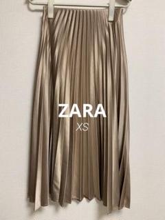 プリーツスカート　スカート　サテン　ベージュ　ロング　ZARA ゴールドのサムネイル