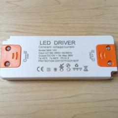 【LEDランプ用】スイッチング電源 AC100V-240VからDC12V 36Wのサムネイル