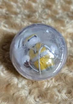 ディズニーランド　カプセルトイ　ベイマックス　バスケ