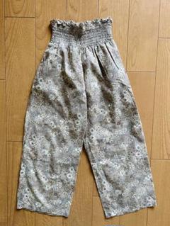 花柄パンツ