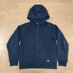 ユニクロ UNIQLO 黒 フード付き ジッパー パーカー150