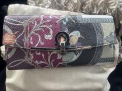 【美品】 Ferragamo フェラガモ ガンチーニ 花鳥スカーフ柄 長財布 美品】 Ferragamo フェラガモ ガンチーニ 花鳥スカーフ柄 長財布