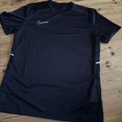 Nike ブラックショートスリーブシャツ