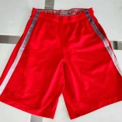 UNDER ARMOUR レッド ハーフパンツ 【 ジュニアSM】