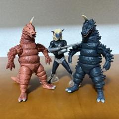 2025年最新】レッドギラスの人気アイテム - メルカリ