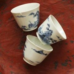 古伊万里　伊万里　江戸　後期　山水　猪口　金継ぎ　材料　酒器　3客セット 古伊万里 伊万里 江戸 後期 山水 猪口 金継ぎ 材料 酒器 3客