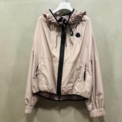 新品 MONCLER AUXONNE オーソンヌ ピンクフードジャケットサイズ1 新品 MONCLER AUXONNE オーソンヌ ピンクフードジャケットサイズ