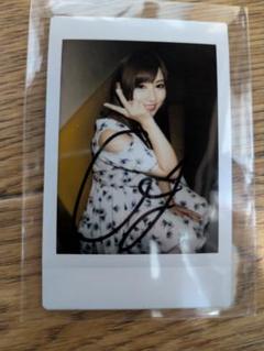 超人気 チェキ サイン 成瀬心美 ワンピース 女優 セクシー ピース 花 アイドル