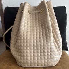 CELINE アイボリー キルティング バケットバッグのサムネイル