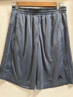 アディダス　ハーフパンツ　Mサイズ