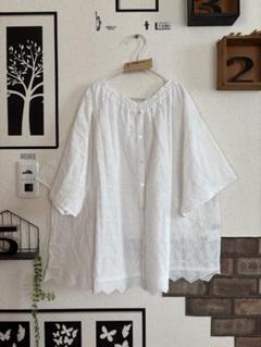 未使用★オーバー刺繍前後2WAYブラウス＊オフのサムネイル
