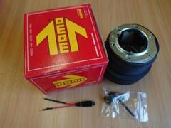 ＭＯＭＯボス　ＡＬＦＡＲＯＭＥＯ　　　　　１４７／１５９／ＧＴ／ＭＩＴＯ MOMOボス ALFAROMEO 147／159／GT