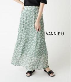 VANNIE U ヴァニーユー　花柄ジョーゼットマーメイドスカート