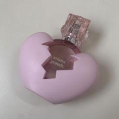 アリアナグランデ Ariana Grande thank u , next 香水