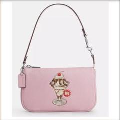 新品】COACH レザーポーチ クラッチバック ピンク - メルカリ