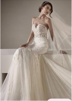 定価60 Pronovias プロノビアス ベール、パニエ、ボレロ付き