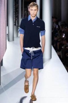2025年最新】miumiu ポロシャツの人気アイテム - メルカリ