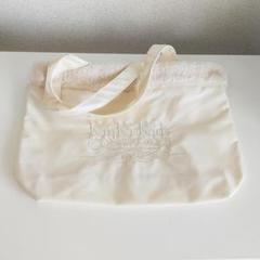 KinKi Kids    トートバッグ　ショッピングバッグ　ラメバッグ 未使用】KinKi Kids ファー付きトートバッグ 20.2.21コン - メルカリ