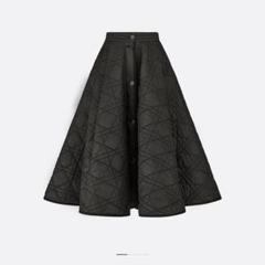 Christian Dior タイトスカート アイボリー　ほぼ未使用 2025年最新】Yahoo!オークション - ブランド別の中古品・新品