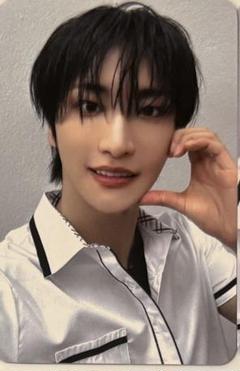 ウヨン MAKESTAR 当選者限定 トレカ ATEEZ アチズ MAKESTAR 当選者特典トレカ 制服 ウヨン - メルカリ