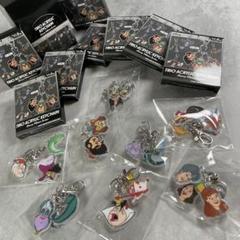新品箱付⭐️Disney TRIO ACRYLIC KEYCHAIN フルセット 新品箱付⭐️Disney TRIO ACRYLIC KEYCHAIN フルセット - メルカリ
