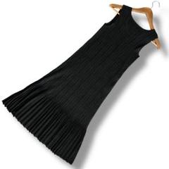 2025年最新】PLEATS PLEASE カラー：ブラック系 ノースリーブの