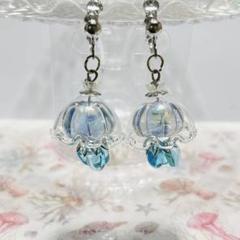 クラゲのイヤリング　ハンドメイド