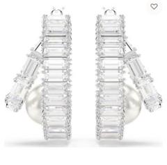 【最終値下げ】Ariana Swarovski ピアス 箱・保証書付き 最終値下げ】Ariana Swarovski ピアス 箱・保証書付き - メルカリ