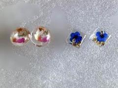 花(押し花)金魚 金箔 レジンピアス 樹脂 2ペアset
