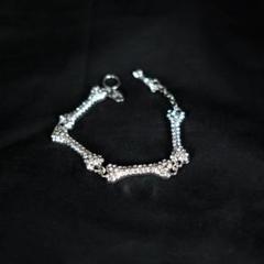 VIVIENNE WESTWOOD ボーンデザイン シルバーブレスレット - メルカリ