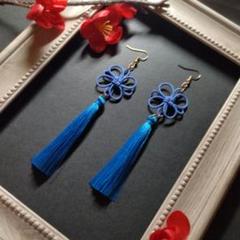 【和風】吉祥結びとタッセルのピアス（イヤリング）（薄青）【着物】【浴衣】