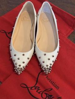 未使用　Christian Louboutin スタッズ フラットシューズ
