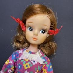 初代リカちゃん アップヘア ゴールドミニルック＆青いハイヒール