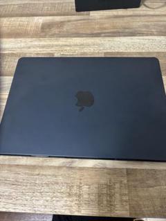 MacBookAir M2 13.6インチ【充放電回数25、最大容量100%】 充放電8回】13 MacBook Air M2 256GBスターライト 美品 - メルカリ