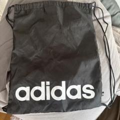 adidas ナップサックのサムネイル