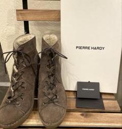 PIERRE HARDY ムートンレースアップブーツ