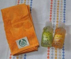 THE BODY SHOP タオル&ボディシャンプー