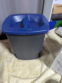 KomprimoFrank 圧縮ゴミ箱 11L グレー／ふた付 北欧産