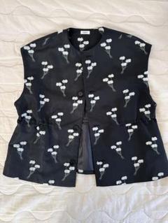 即完♡希少♡ LOEFF ワタスゲ ジャカード ベスト フラワー 花柄 ジレ 希少！LOEFF ワタスゲ ジャカード ベスト フラワー 花柄 ジレ