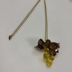 ぶどうデザイン ネックレス　ブローチ