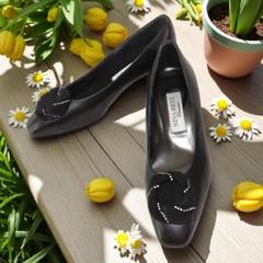 美品　NINA RICCI パンプス フラワーモチーフ 黒 レザー