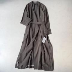 新品タグ付き✨定価4.7万　カオス　リネンノーカラーロングコート　グレーカーキ 新品タグ付き✨定価4.7万カオスリネンノーカラーロングコート