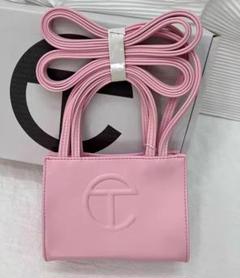 新品未使用Telfar ピンクショルダーバッグ 新品 Telfar ピンク ショルダーバッグ 17CM - メルカリ