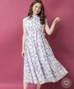 【美品】Noela＊ドロスト花柄ワンピース