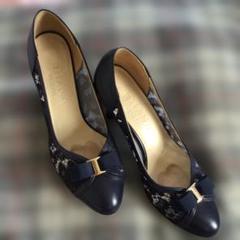 ③②ダイアナ レース紺色リボンヒール well fit 23cmEE