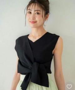 【試着のみ美品】ノエラ　ノースリーブのサムネイル