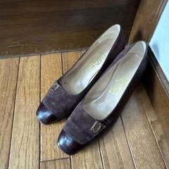 【匿名】ミハマ型押しブラウンパンプス★フェラガモYoshinoyaトラサルディ 美品❤箱付き☆フェラガモ【Ferragamo】ヴァラ クロコ型押し