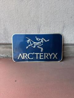 最終値下げ希少　Arc'teryx 店舗用サインプレート 最終値下げ希少 Arc'teryx 店舗用サインプレート - メルカリ