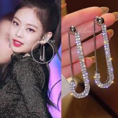 No.76A シルバービジュー安全ピンピアス 韓国 BLACKPINKジェニ着用