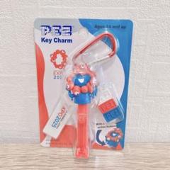 大阪万博　ミャクミャク　PEZ キーチャーム　ガラビナ付